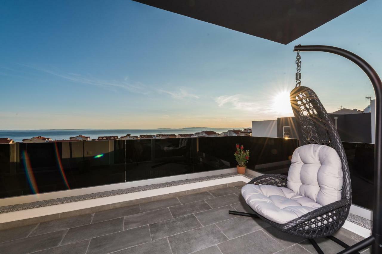 Villa Magnifica Penthouse With Jacuzzi Novalja Exterior foto